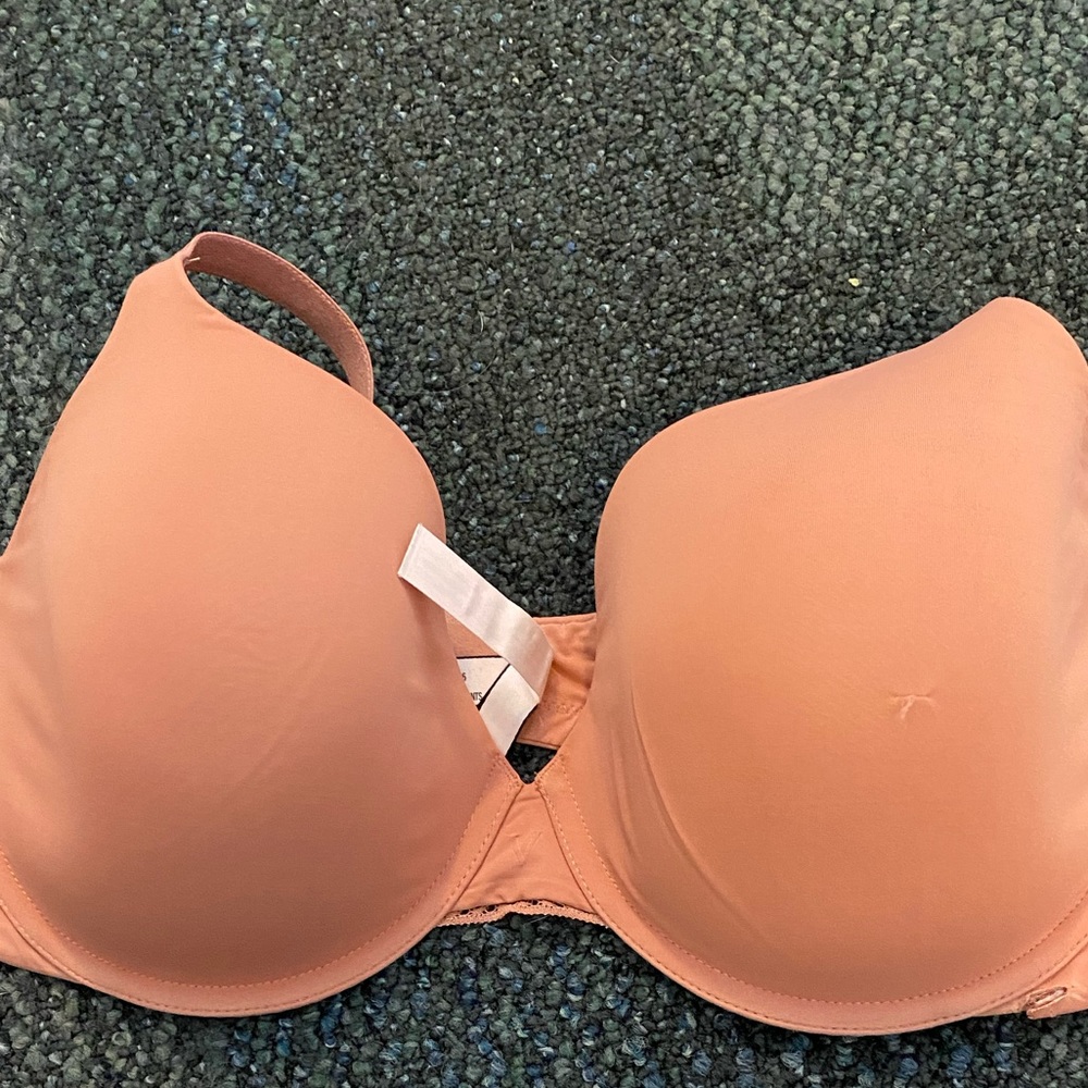 Victoria Secret 40C bra